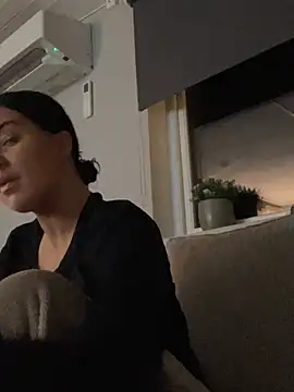 eemsii online show from February 5, 2025, 6:15 pm