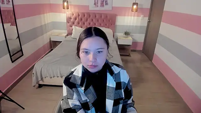 Snapshot of Carol_Pinter chatting on March 4, 2025, 12:12 pm Carol Pinter online show from March 4, 2025, 12:12 pm