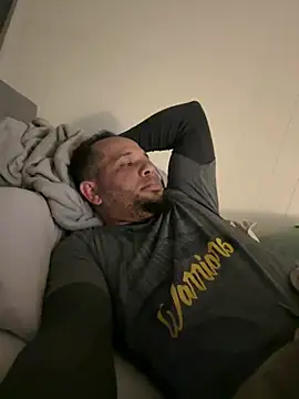 kelin17 online show from March 18, 2025, 9:43 pm