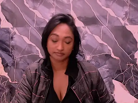 Snapshot of indianspicey chatting on September 29, 2025, 5:29 pm indianspicey online show from September 29, 2025, 5:29 pm