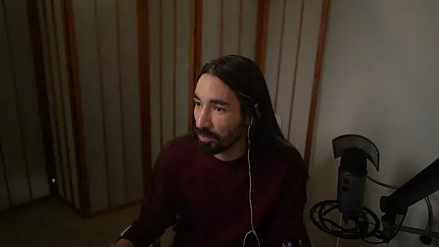 Snapshot of Your_Ice_cream chatting on November 25, 2025, 1:44 pm Your Ice cream online show from November 25, 2025, 1:44 pm