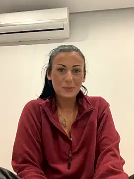 Snapshot of SweNatasha chatting on December 4, 2024, 9:13 pm SweNatasha online show from December 4, 2024, 9:13 pm