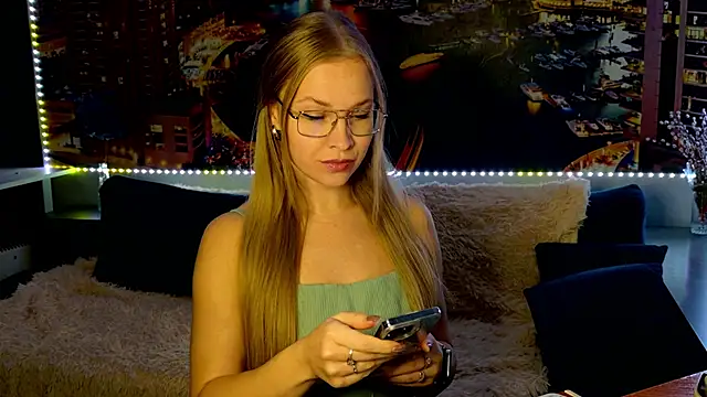 Snapshot of pusyavykusya chatting on November 1, 2025, 8:00 pm pusyavykusya online show from November 1, 2025, 8:00 pm