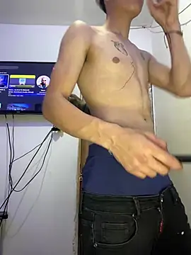 Snapshot of LatinBoysxxx chatting on January 16, 2025, 12:23 am LatinBoysxxx online show from January 16, 2025, 12:23 am