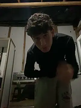 Snapshot of LatinBoysxxx chatting on February 26, 2026, 5:17 am LatinBoysxxx online show from February 26, 2026, 5:17 am