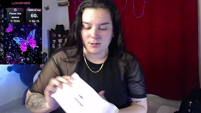 Nika 1  online show from November 14, 2025, 2:43 am