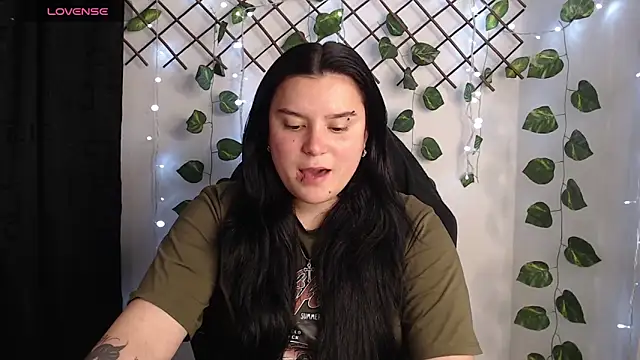 Snapshot of Nika_1_ chatting on May 19, 2026, 3:02 am Nika 1 online show from May 19, 2026, 3:02 am