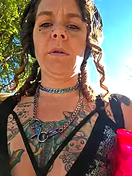 thatonespicychick online show from October 22, 2025, 4:40 pm