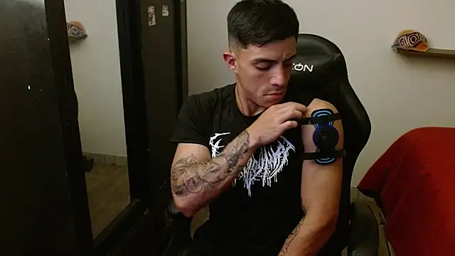 kv   xxx  online show from January 17, 2026, 4:50 am