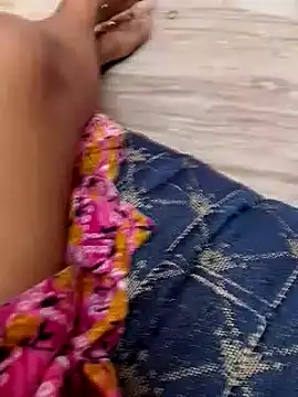 Snapshot of sneha_telugu_girl chatting on December 7, 2024, 3:58 am sneha telugu girl online show from December 7, 2024, 3:58 am