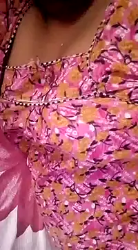 Snapshot of sneha_telugu_girl chatting on December 10, 2024, 1:54 am sneha telugu girl online show from December 10, 2024, 1:54 am