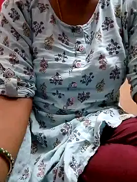 Snapshot of sneha_telugu_girl chatting on December 19, 2024, 9:18 am sneha telugu girl online show from December 19, 2024, 9:18 am