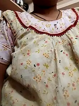 Snapshot of sneha_telugu_girl chatting on January 26, 2025, 1:52 am sneha telugu girl online show from January 26, 2025, 1:52 am