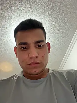 stiven-p23 online show from November 20, 2025, 3:18 am