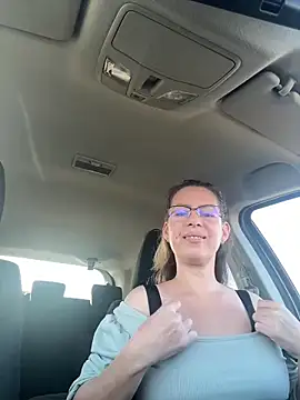 Snapshot of uber_babe chatting on December 15, 2024, 10:07 am uber babe online show from December 15, 2024, 10:07 am