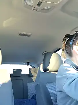 Snapshot of uber_babe chatting on December 19, 2024, 6:34 am uber babe online show from December 19, 2024, 6:34 am