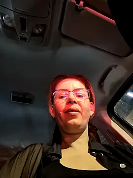 Snapshot of uber_babe chatting on January 15, 2025, 3:50 pm uber babe online show from January 15, 2025, 3:50 pm