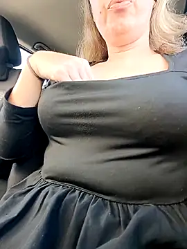 uber babe online show from December 18, 2025, 11:38 am