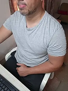 pob cam online show from February 13, 2026, 9:11 pm