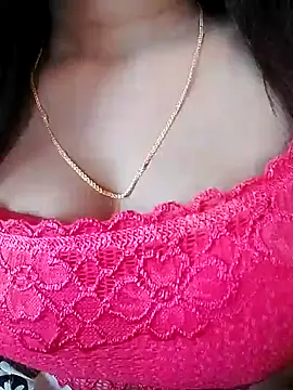 Snapshot of Esha_Babyy chatting on December 24, 2024, 8:33 am Esha Babyy online show from December 24, 2024, 8:33 am