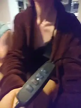 Snapshot of Cplhdef chatting on February 25, 2026, 8:51 pm Cplhdef online show from February 25, 2026, 8:51 pm