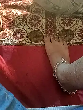 Snapshot of QUEEN-X-CPL chatting on January 5, 2025, 4:38 pm QUEEN-X-CPL online show from January 5, 2025, 4:38 pm