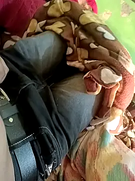 Snapshot of QUEEN-X-CPL chatting on January 12, 2025, 4:40 pm QUEEN-X-CPL online show from January 12, 2025, 4:40 pm