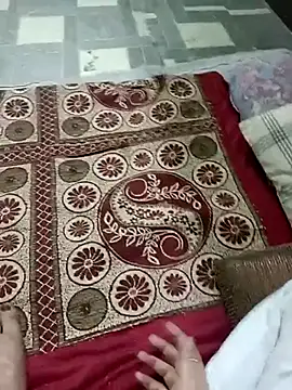 Snapshot of QUEEN-X-CPL chatting on March 10, 2025, 5:29 pm QUEEN-X-CPL online show from March 10, 2025, 5:29 pm