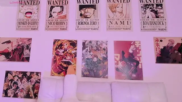 Luna-Chann online show from September 19, 2025, 9:59 pm