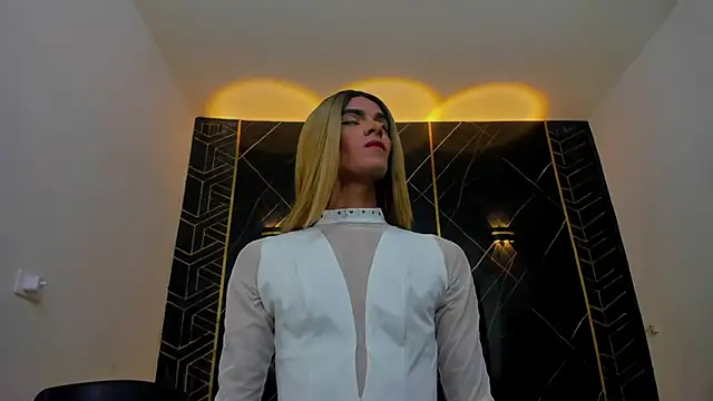 Isabella stanford2 online show from March 9, 2025, 4:27 am