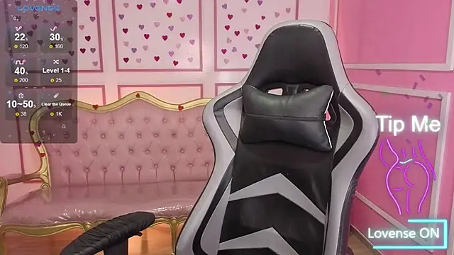 stephania t online show from November 18, 2025, 12:42 pm