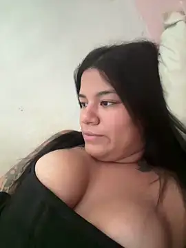 Snapshot of vicksylove chatting on April 13, 2026, 5:07 pm vicksylove online show from April 13, 2026, 5:07 pm