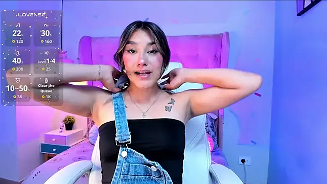  Sophie  miller online show from January 5, 2026, 7:50 pm