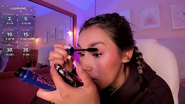  Sophie  miller online show from March 29, 2026, 8:09 pm