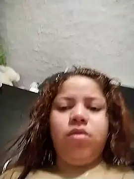 Snapshot of Elaa_euphoria chatting on December 6, 2024, 4:38 pm Elaa euphoria online show from December 6, 2024, 4:38 pm