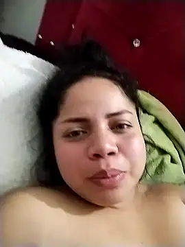 Snapshot of Elaa_euphoria chatting on December 22, 2024, 4:17 pm Elaa euphoria online show from December 22, 2024, 4:17 pm