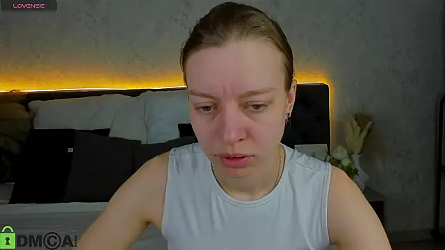 Michelle Blond online show from February 2, 2026, 9:19 am