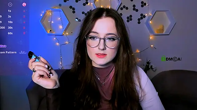 Snapshot of luna_berryy chatting on November 13, 2025, 8:41 pm luna berryy online show from November 13, 2025, 8:41 pm