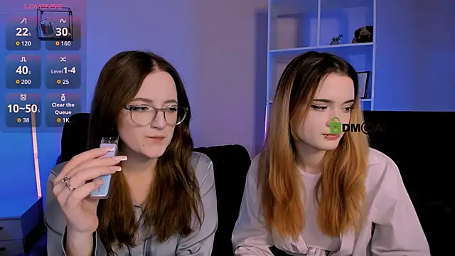 Snapshot of luna_berryy chatting on December 5, 2025, 8:16 pm luna berryy online show from December 5, 2025, 8:16 pm