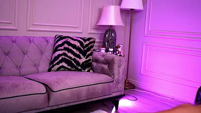 Snapshot of Candy_Ivy chatting on February 3, 2025, 12:25 am Candy Ivy online show from February 3, 2025, 12:25 am