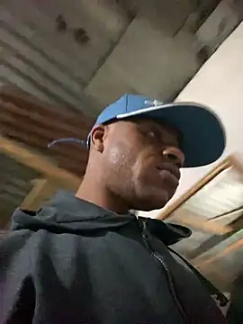 Snapshot of ElNegroRony chatting on December 31, 2024, 7:31 am ElNegroRony online show from December 31, 2024, 7:31 am