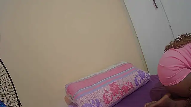 ebonyjezebel online show from December 7, 2024, 2:24 pm