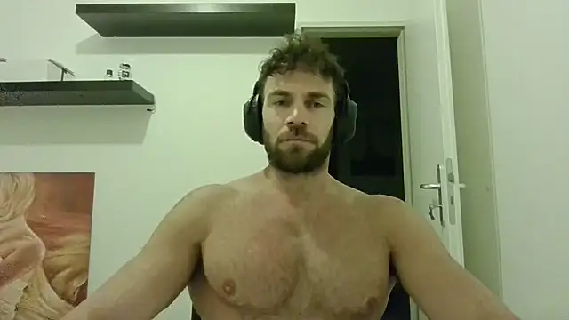 alpha-hunk online show from September 27, 2025, 8:47 pm