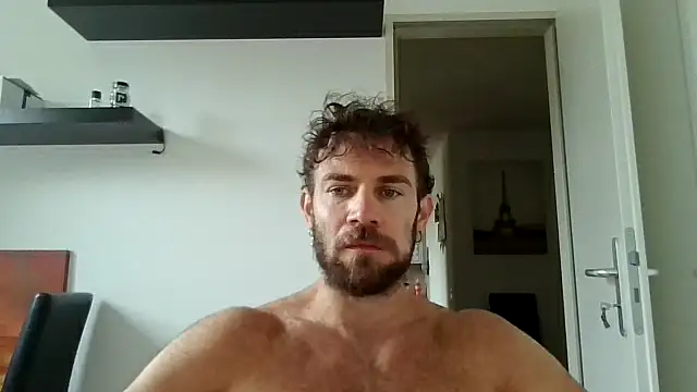 alpha-hunk online show from October 6, 2025, 10:45 am