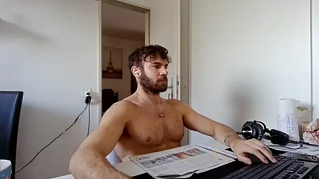 alpha-hunk online show from January 13, 2026, 12:43 pm