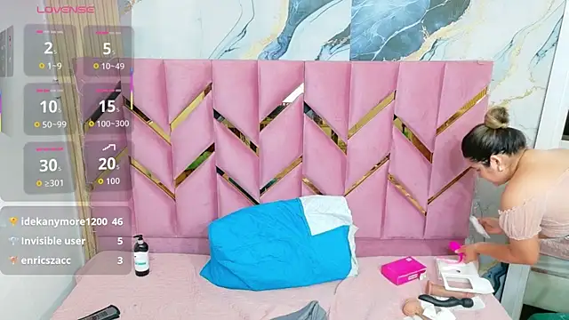 collegepawglovedaddy online show from November 10, 2025, 12:31 am