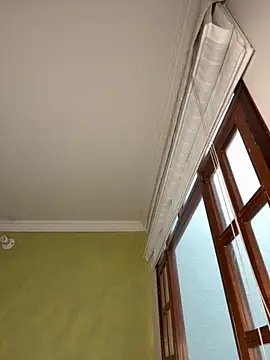 aurora divine online show from November 9, 2025, 1:09 pm