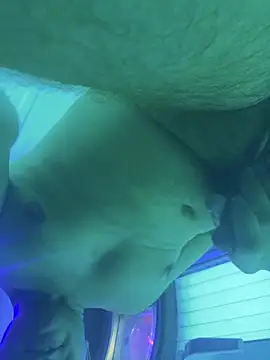 Snapshot of GotItGoin chatting on September 19, 2025, 5:24 pm GotItGoin online show from September 19, 2025, 5:24 pm