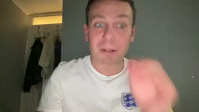 Snapshot of GotItGoin chatting on September 25, 2025, 8:23 pm GotItGoin online show from September 25, 2025, 8:23 pm