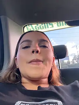 Snapshot of vivicolibri chatting on October 24, 2025, 9:00 pm vivicolibri online show from October 24, 2025, 9:00 pm